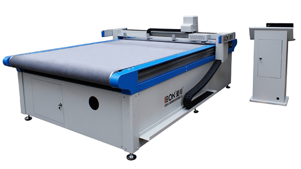 全自動毛毯裁剪機